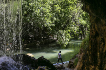 Cascada Margoon en la provincia iraní de Fars
