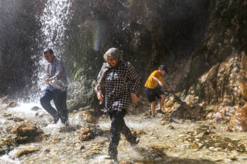 La cascade de Margoon au sud de l'Iran