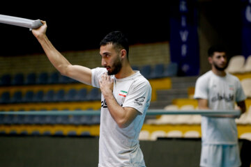 L’équipe d’Iran se prépare pour le Championnat du monde de volley-ball à Bahreïn