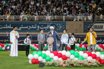 جشن محفلی ها در ورزشگاه امام رضا (ع)