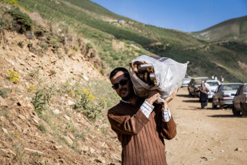 آئین زیارت پیر داغی در روستای کیوی