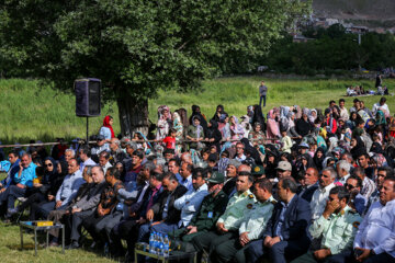 Le 11e Festival de la récolte des roses de Damas (Gol-e Mohammadi) a eu lieu le samedi soir (1er juillet 2023 ) dans le village d’Ansarud, l'un des districts de la région d’Oskou dans la province de l'Azerbaïdjan de l’Est au nord-ouest de l’Iran.  (Photo : Ali Hamed Haq Doust).