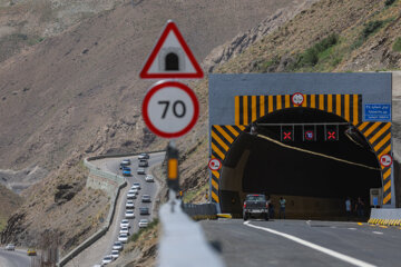قطعه جدید آزادراه تهران- شمال از صبح امروز به روی مسافران باز شد