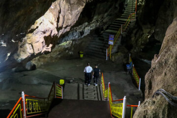 Grotte de Saholan, une belle grotte d'eau dans le nord-ouest de l'Iran