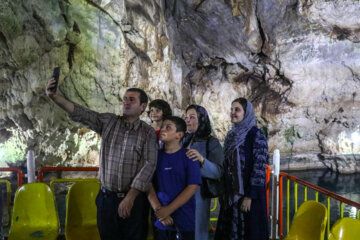 Grotte de Saholan, une belle grotte d'eau dans le nord-ouest de l'Iran