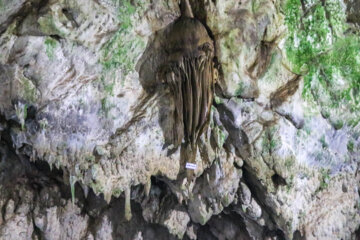 Grotte de Saholan, une belle grotte d'eau dans le nord-ouest de l'Iran