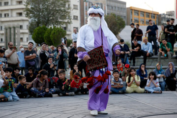 La septième journée du Festival de théâtre de marionnettes de Mobarak 