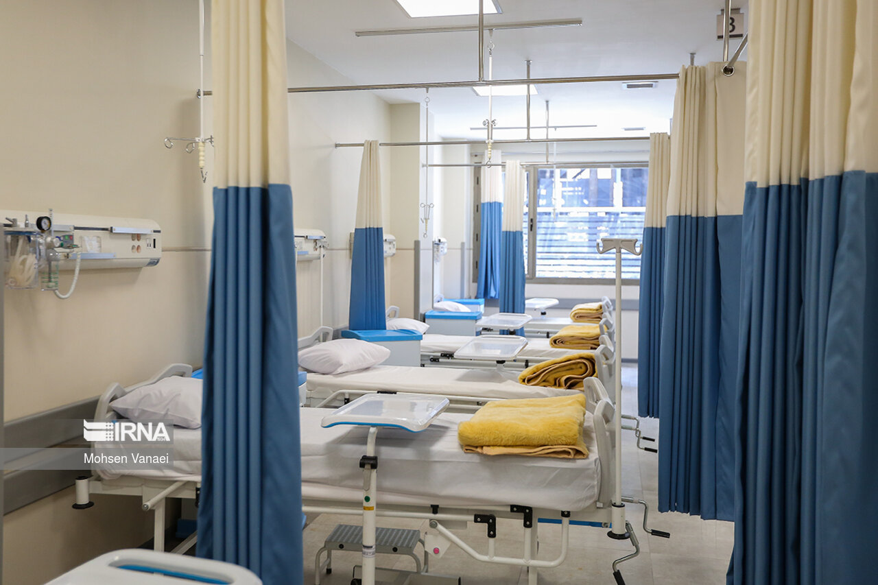 تخت‌های مراکز اورژانس مشهد برای بیماران مبتلا به آنفلوانزا افزایش یافت