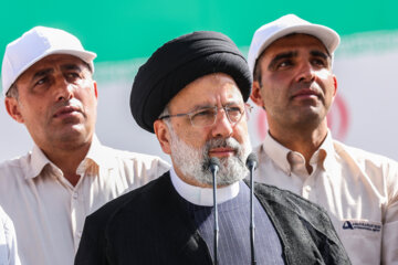 رئیس جمهور در افتتاح قطعه دوم آزاد راه تهران-شمال