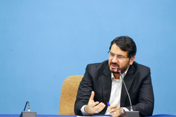 وزیر راه و شهرسازی عازم باکو می‌شود