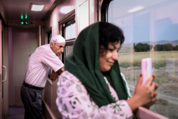 Viajeros en tren 