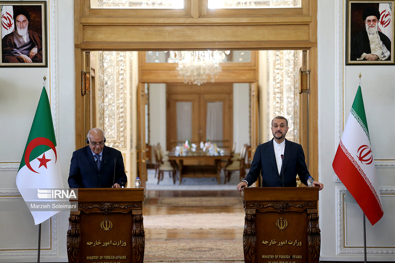 Tahran ve Cezayir arasındaki ilişkiler doğru yolda 
