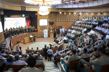 Célébration du 90e anniversaire de la fondation de DAFOOS à Téhéran 