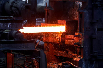 بازدید خبرنگاران از کارخانه ذوب آهن جهان فولاد