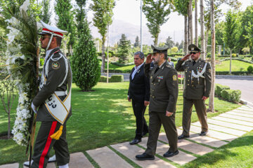 دیدار وزرای دفاع بولیوی و ایران دفاع وزیر دفاع بولیوی و وزیر دفاع ایران دیدار ادموندو نوبیو آگیلار وزیر دفاع بولیوی با محمد رضا قرایی آشتیانی وزیر دفاع ایران