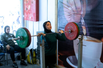 Concentración para preparación de selección femenina iraní de halterofilia