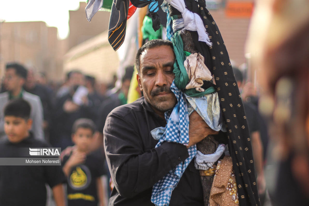 شور دلدادگی عاشقان کربلا در «علم‌بندان» خراسان‌شمالی