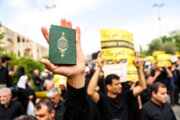 İranın müxtəlif şəhərlərində xalq yürüş keçirərək Qurana hörmətsizliyi pisləyib