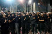 مشهد در شب شهادت ثامن الحجج(ع) غرق در عزا و ماتم است