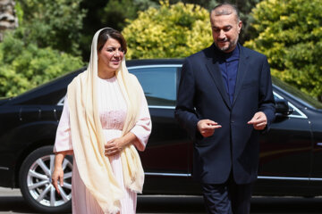 La ministre libyenne des Affaires étrangères rencontre son homologue iranien à Téhéran 