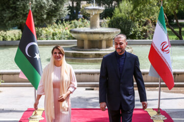 La ministre libyenne des Affaires étrangères rencontre son homologue iranien à Téhéran