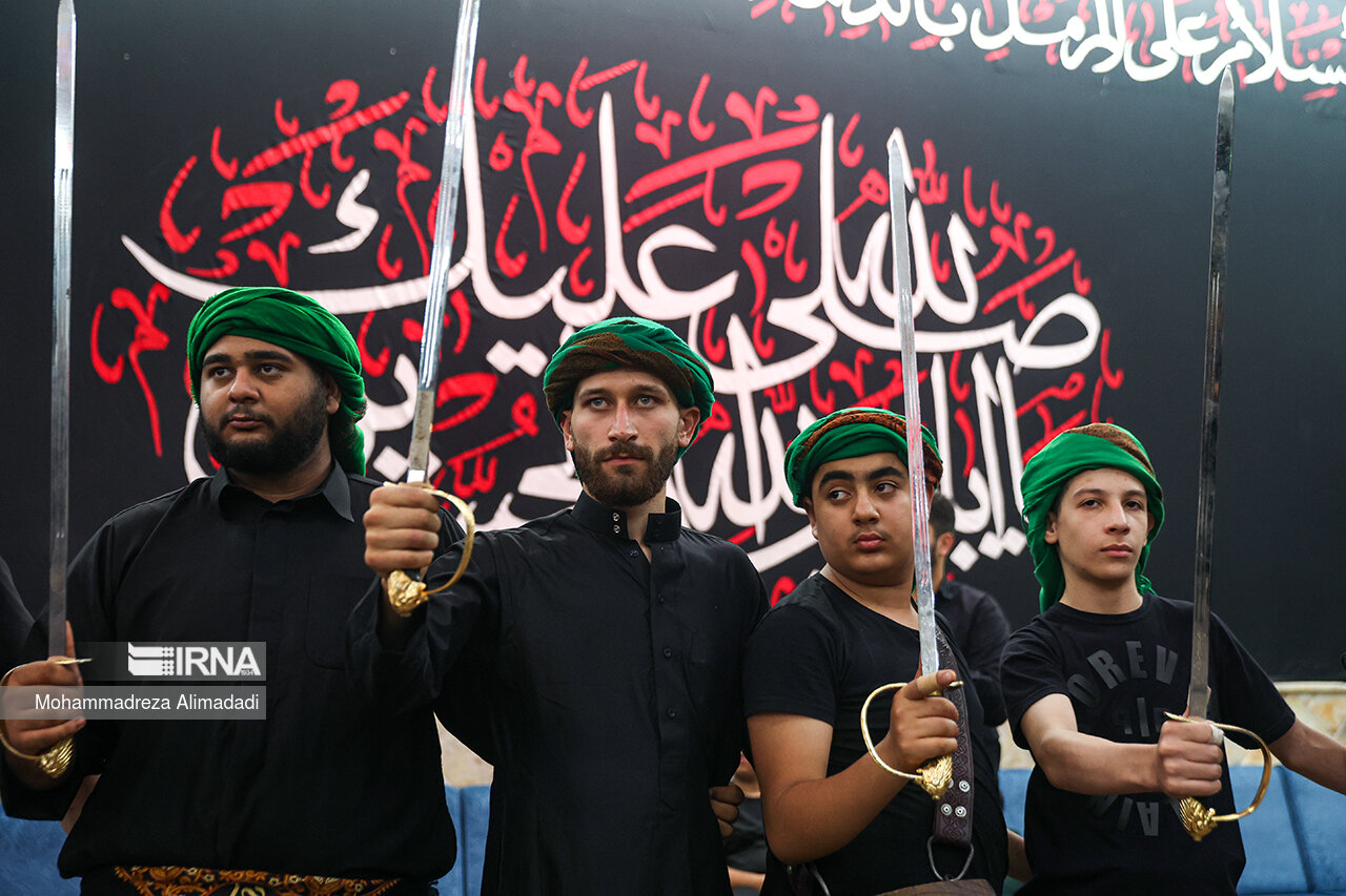 مشعل گردانی در دولت آباد