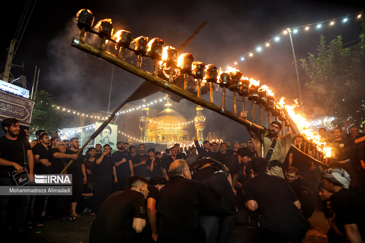 مشعل گردانی در دولت آباد