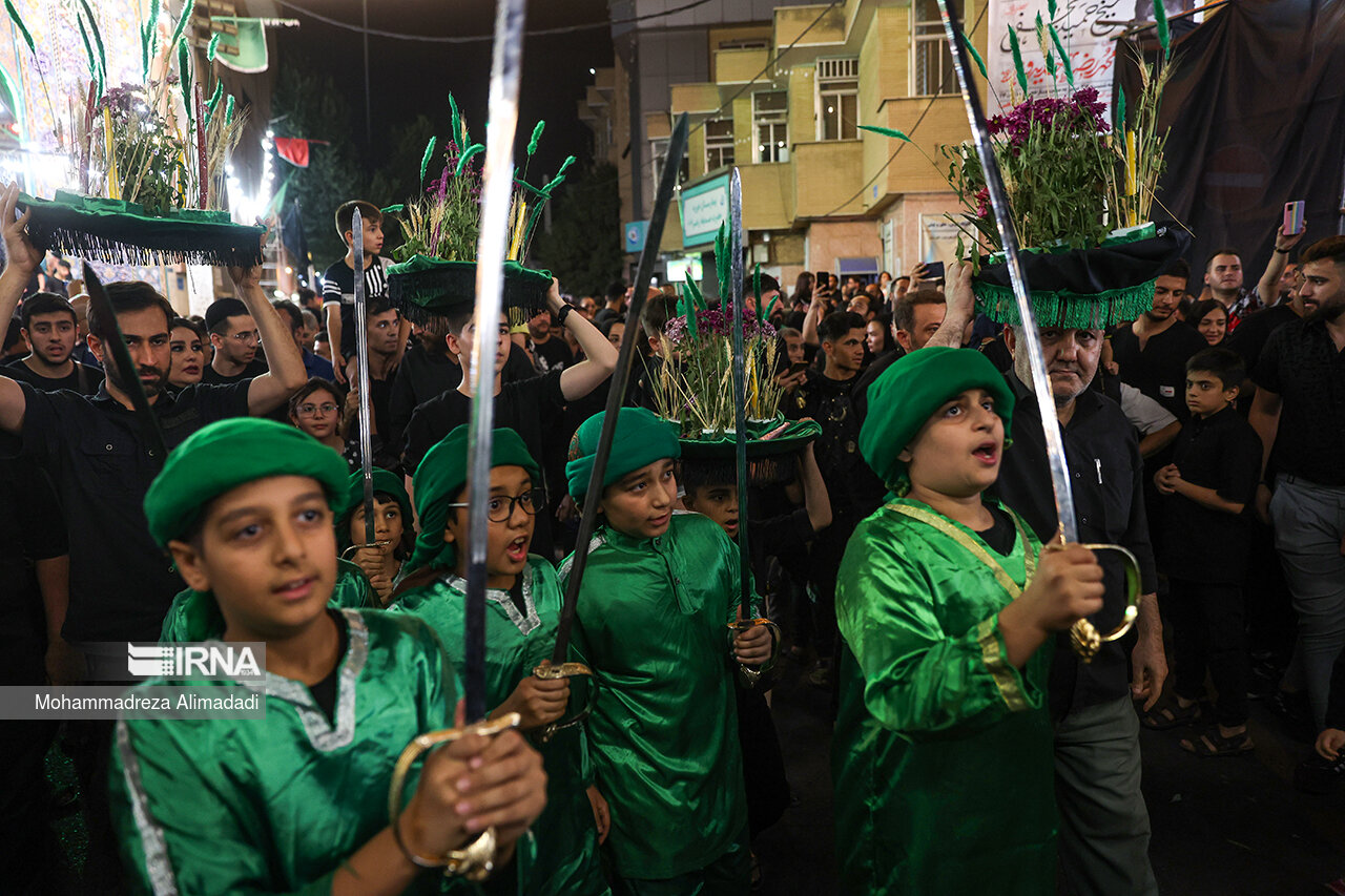 مشعل گردانی در دولت آباد