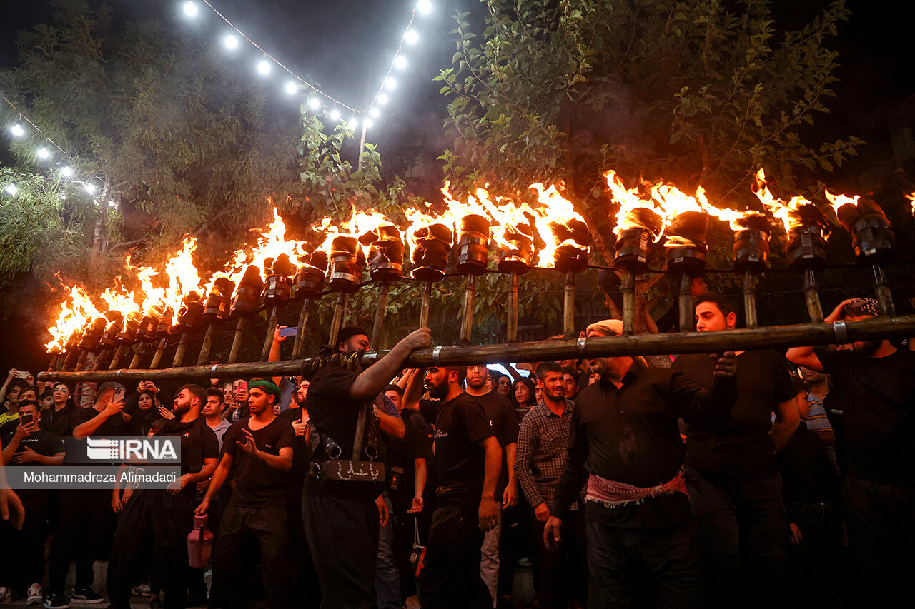 مشعل گردانی در دولت آباد