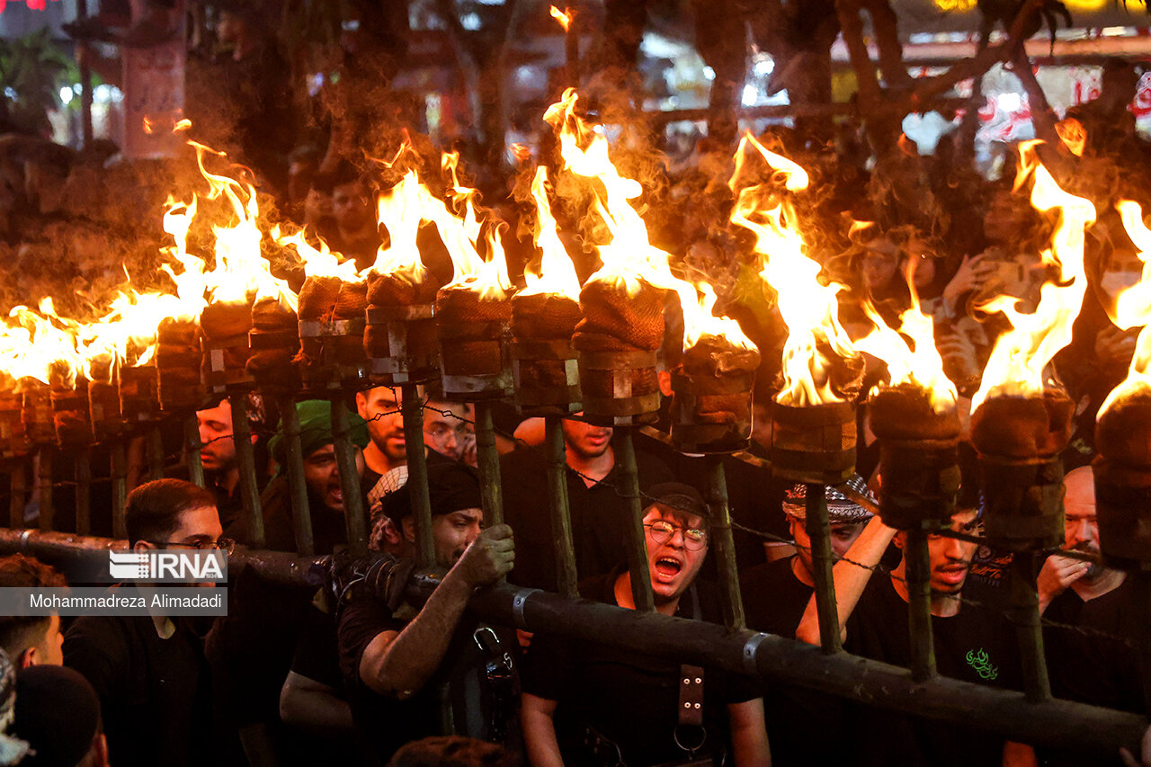 مشعل گردانی در دولت آباد