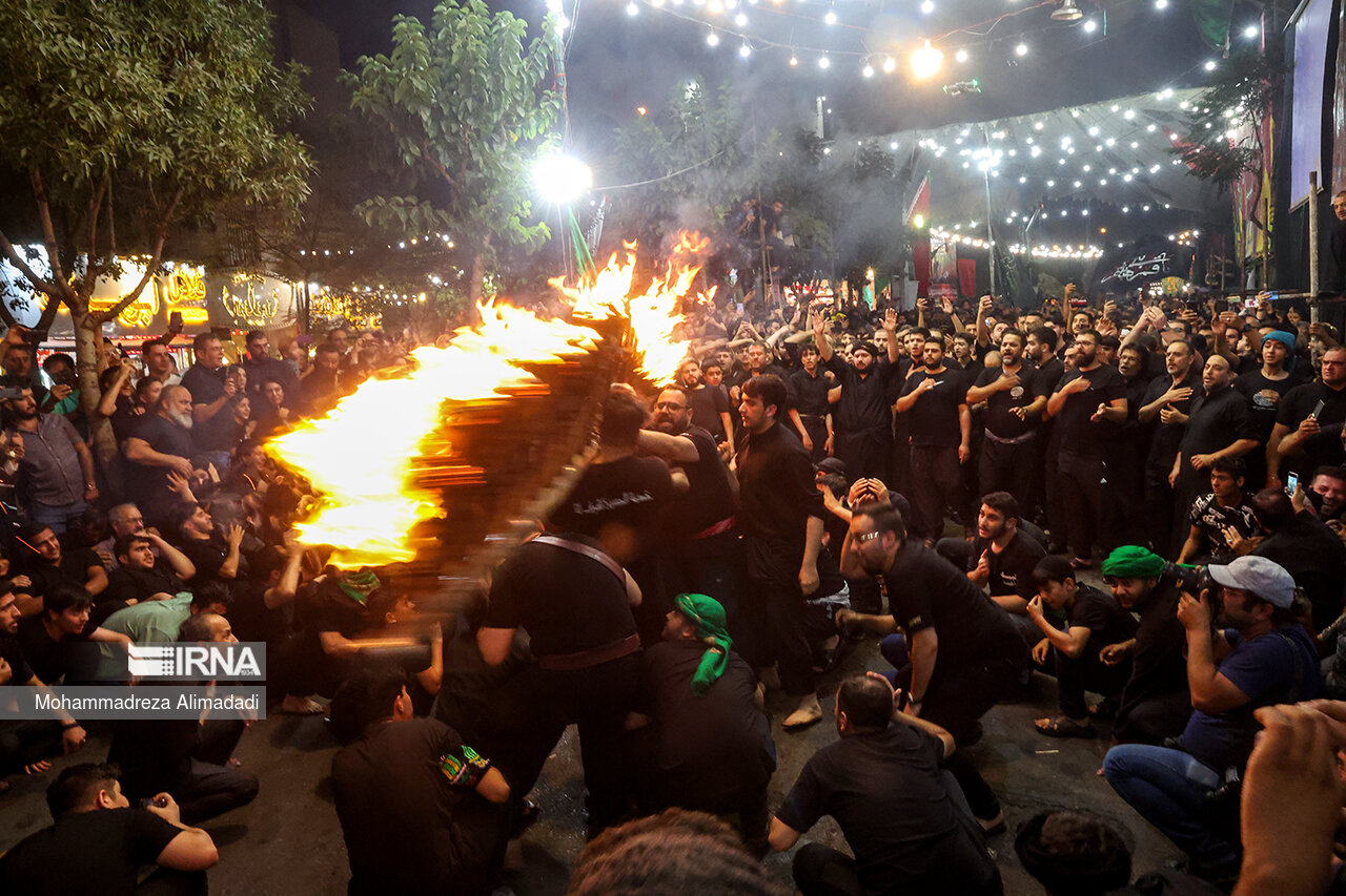 مشعل گردانی در دولت آباد