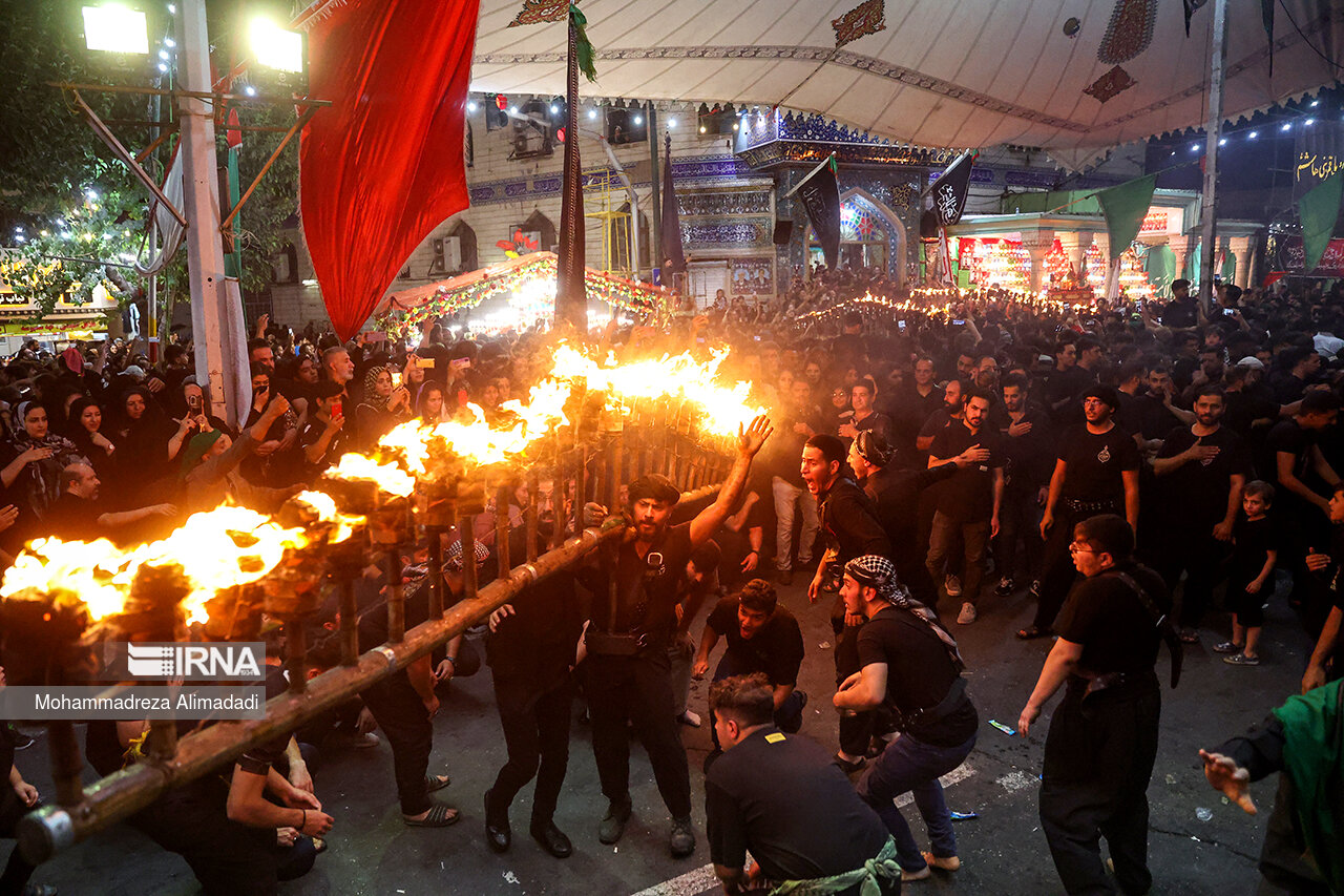 مشعل گردانی در دولت آباد