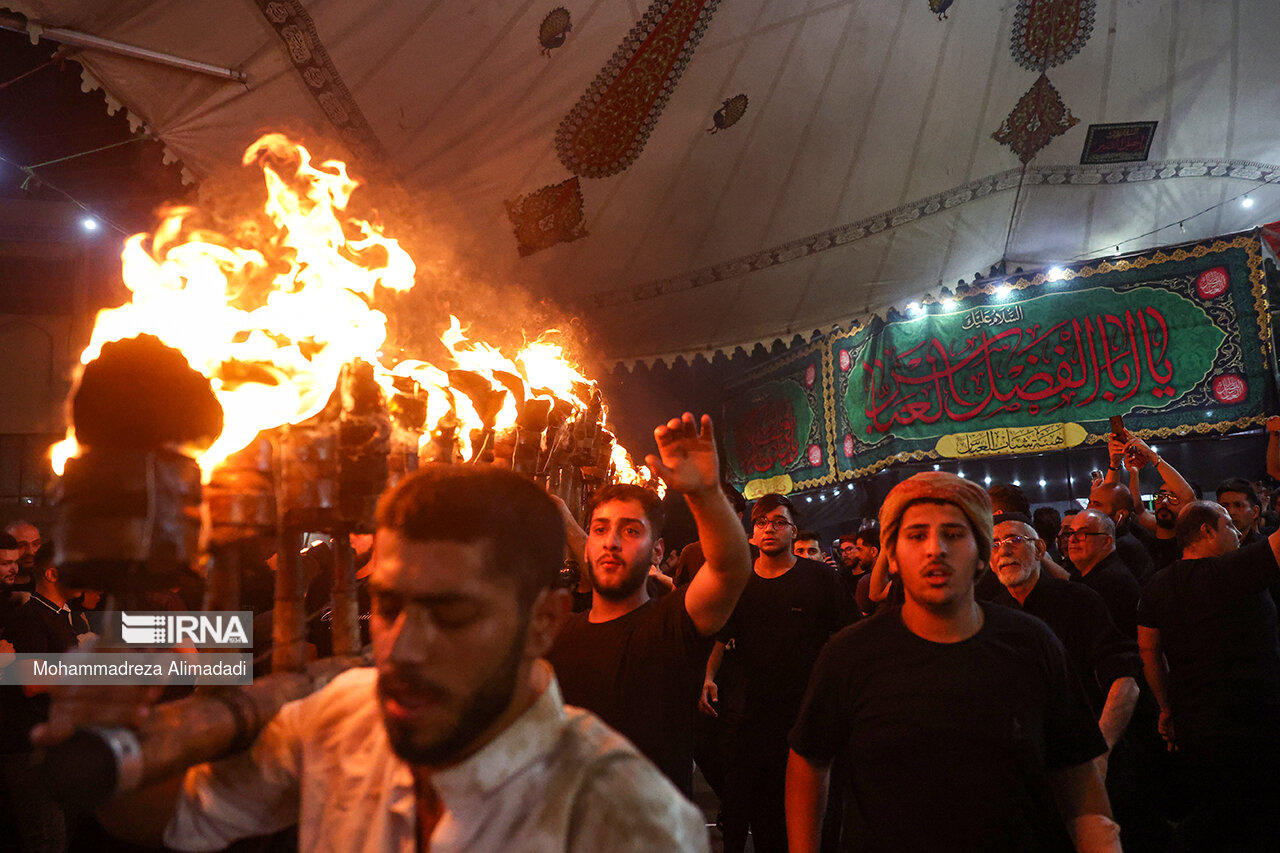 مشعل گردانی در دولت آباد