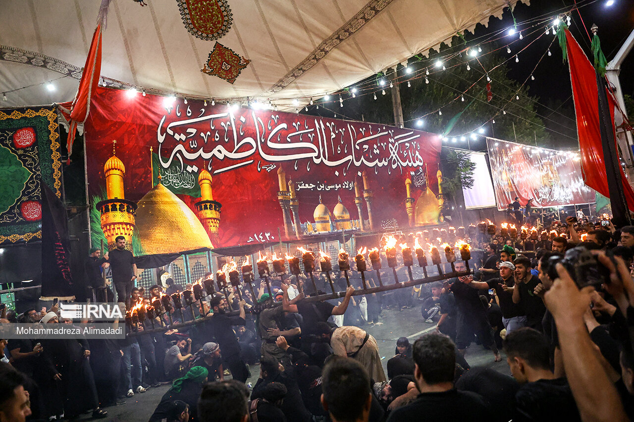 مشعل گردانی در دولت آباد