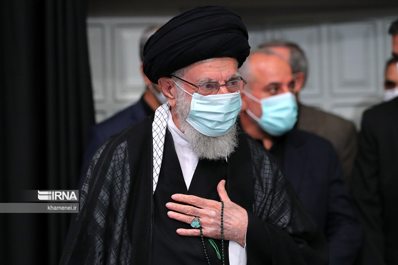 عزاداری شب تاسوعا با حضور رهبر  معظم انقلاب