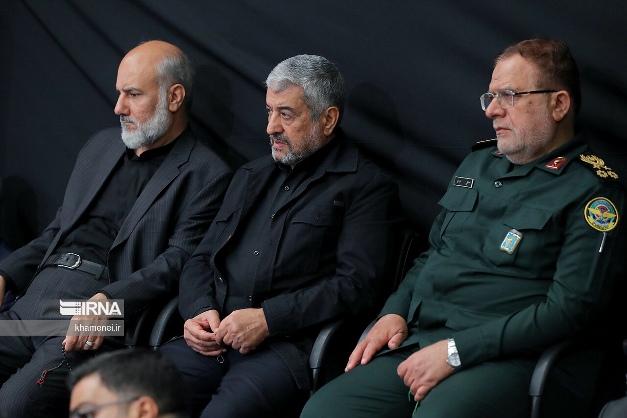 عزاداری شب تاسوعا با حضور رهبر  معظم انقلاب