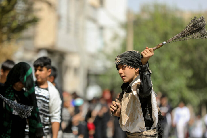 مبادا بیعشق حسین بمیریم