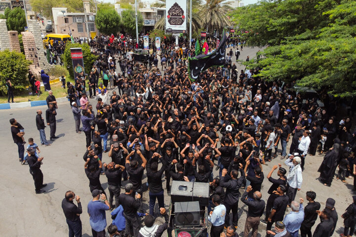 سوگواران قشمی در عاشورای حسینی همراه با آسمان اشک ماتم ریختند