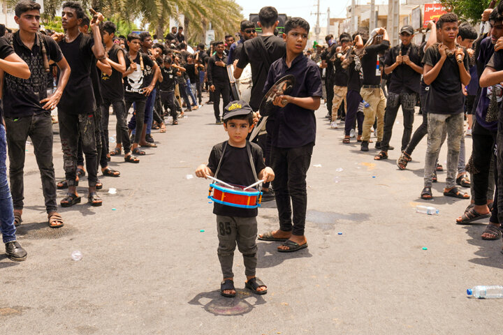 سوگواران قشمی در عاشورای حسینی همراه با آسمان اشک ماتم ریختند