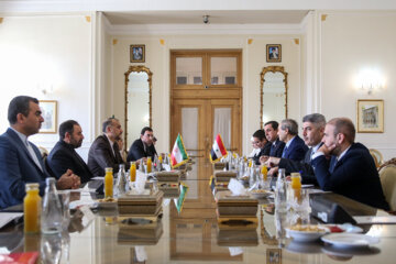 La reunión de los ministros de Relaciones Exteriores de Irán y Siria en Teherán
