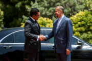 وزرای امور خارجه ایران و سریلانکا دیدار کردند