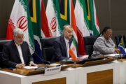 Besuch des Außenministers Irans in Südafrika