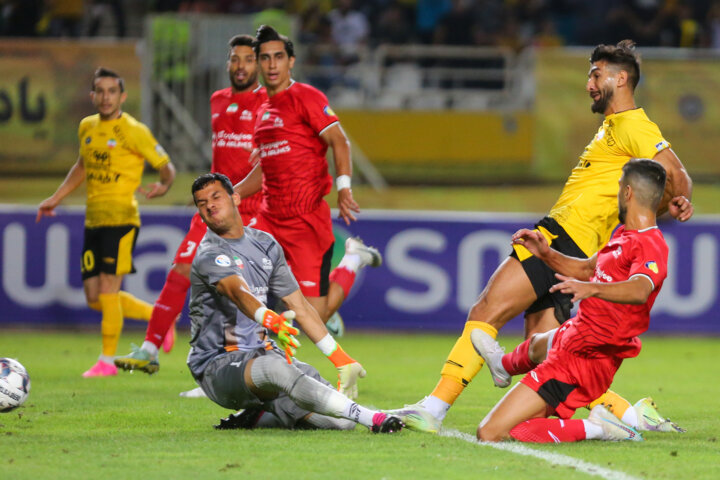 حذف تلخ تراکتور در آسیا و اولین جام رونالدو با النصر