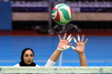 Entrenamiento de la selección iraní de voleibol sentado femenino 