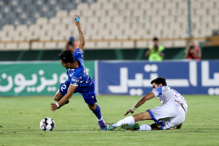 پیروزی استقلال در آزادیِ سوتوکور با پرواز آسمانخراش آبیها؛ ملوان دست خالی برگشت