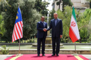 Главы МИД Ирана и Малайзии встретились в Тегеране