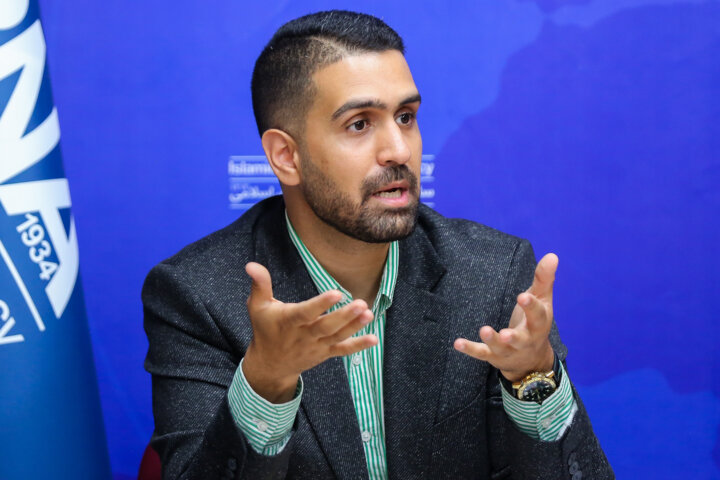 کتاب راهی برای آگاه کردن مردم از روشهای نفوذ جاسوسان