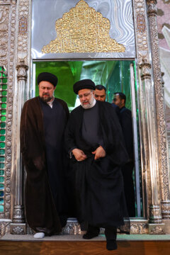 El presidente Raisi y su gabinete renuevan su lealtad al Imam Jomeini
