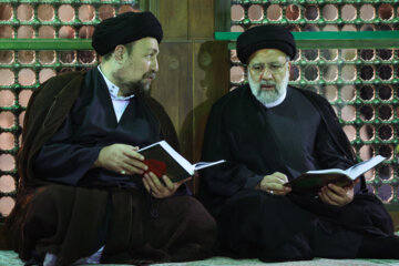 El presidente Raisi y su gabinete renuevan su lealtad al Imam Jomeini
