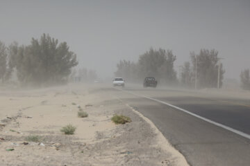پیش بینی وزش باد و گرد و خاک در بیشتر مناطق اصفهان